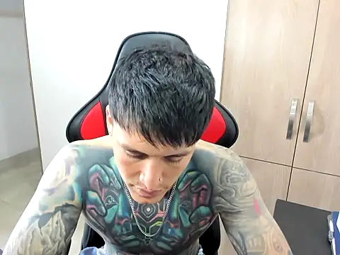 Chrissblack online show from April 2026 09:50:02 PM