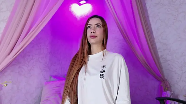 Snapshot of LolaGray__ chatting on June 2026 07:16:02 PM LolaGray online show from June 2026 07:16:02 PM