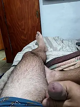 Pitypin7 online show from May 2026 10:39:02 PM