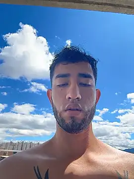 liam bronw online show from January 2026 04:00:01 PM