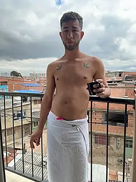 liam bronw online show from February 2026 02:57:01 PM