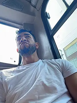 liam bronw online show from March 2026 07:27:01 PM