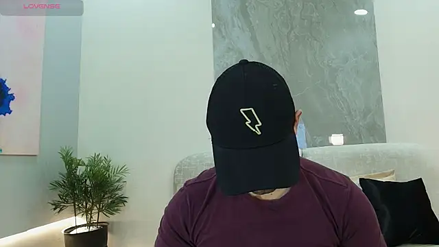 Snapshot of lorenzo_walker_1 chatting on June 2026 05:55:02 PM lorenzo walker 1 online show from June 2026 05:55:02 PM