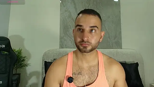 Snapshot of lorenzo_walker_1 chatting on July 2026 05:39:01 PM lorenzo walker 1 online show from July 2026 05:39:01 PM