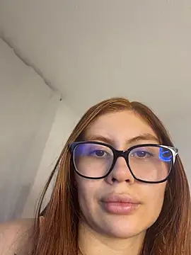 Snapshot of Stormi_th chatting on April 2026 02:25:01 AM Stormi th online show from April 2026 02:25:01 AM