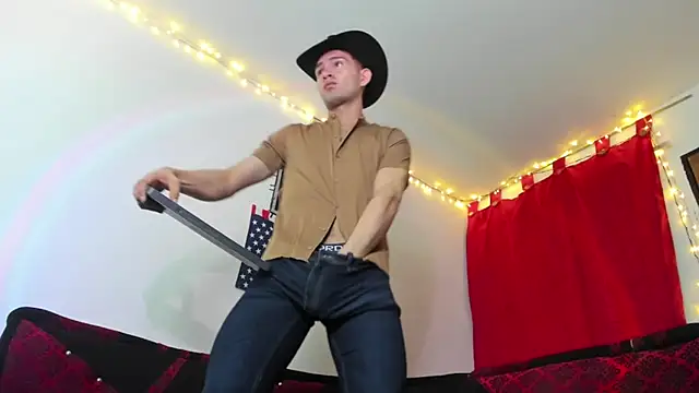 Snapshot of camilo_model chatting on January 2026 08:22:02 PM camilo model online show from January 2026 08:22:02 PM