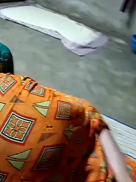 Hot hiuj online show from April 2026 04:31:02 PM