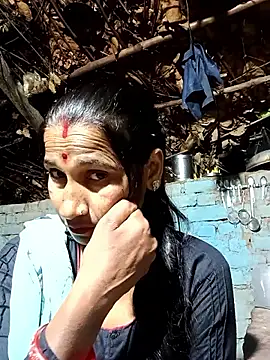 Snapshot of Hot_bhi38 chatting on May 2026 08:28:02 PM Hot bhi38 online show from May 2026 08:28:02 PM