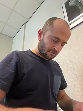 Majestik1 online show from March 2026 01:59:02 PM