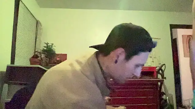 Snapshot of FADEDSADBOY chatting on January 2026 08:31:02 AM FADEDSADBOY online show from January 2026 08:31:02 AM