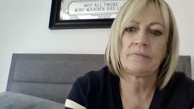 Milfshake227 online show from April 2026 03:39:02 PM