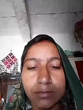 Snapshot of Cut_rami6 chatting on January 2026 03:11:02 AM Cut rami6 online show from January 2026 03:11:02 AM