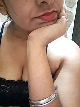 MILFybar online show from April 2026 05:14:02 PM