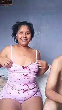 Snapshot of Isabel_and_Heckler chatting on February 2026 12:04:02 PM Isabel and Heckler online show from February 2026 12:04:02 PM