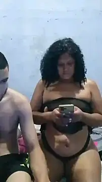 Snapshot of Isabel_and_Heckler chatting on February 2026 11:09:02 PM Isabel and Heckler online show from February 2026 11:09:02 PM