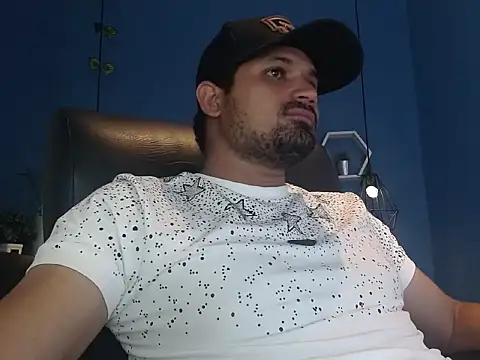 kartherpenerico23 online show from January 2026 10:57:01 PM