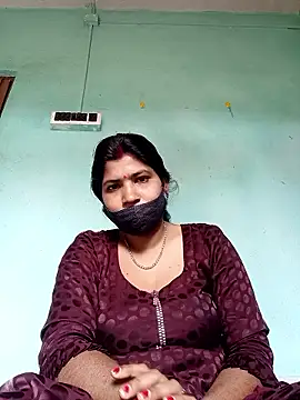 Snapshot of Monisha9876 chatting on January 2026 04:39:02 AM Monisha9876 online show from January 2026 04:39:02 AM