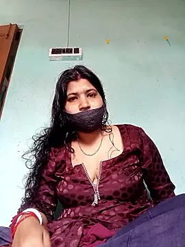 Snapshot of Monisha9876 chatting on January 2026 05:45:01 AM Monisha9876 online show from January 2026 05:45:01 AM