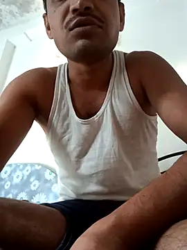 HotteboyShubh online show from February 2026 04:24:01 AM