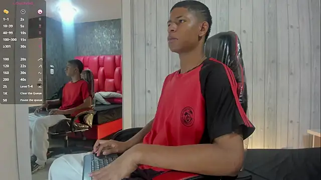  erick j online show from April 2026 07:58:01 PM