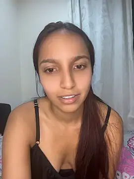 Snapshot of Eve_Ritz chatting on June 2026 04:36:02 AM Eve Ritz online show from June 2026 04:36:02 AM