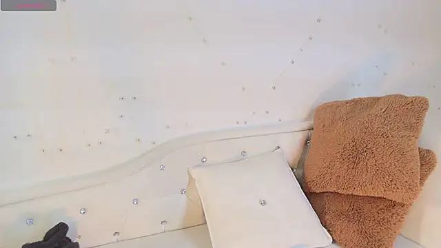 Jessica Beltrann online show from March 2026 07:32:01 PM