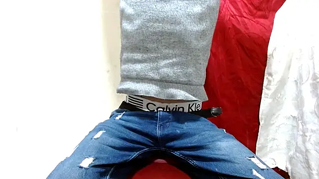 Snapshot of Calientes96 chatting on January 2026 11:31:02 PM Calientes96 online show from January 2026 11:31:02 PM