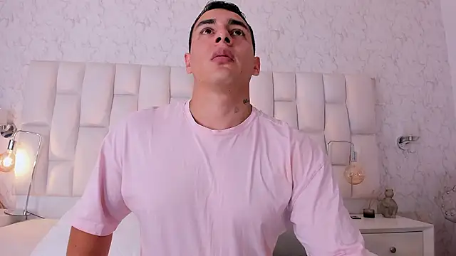 MassimoCo  online show from March 2026 11:33:01 PM