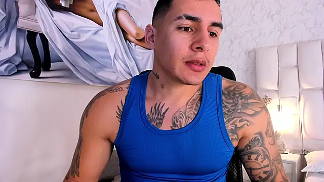 Snapshot of MassimoCo_ chatting on May 2026 10:21:02 AM MassimoCo online show from May 2026 10:21:02 AM