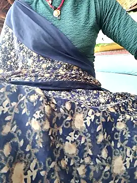 Snapshot of Queen_chayna chatting on February 2026 03:14:02 AM Queen chayna online show from February 2026 03:14:02 AM