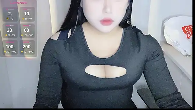 Missqiu-w online show from January 2026 08:18:02 AM