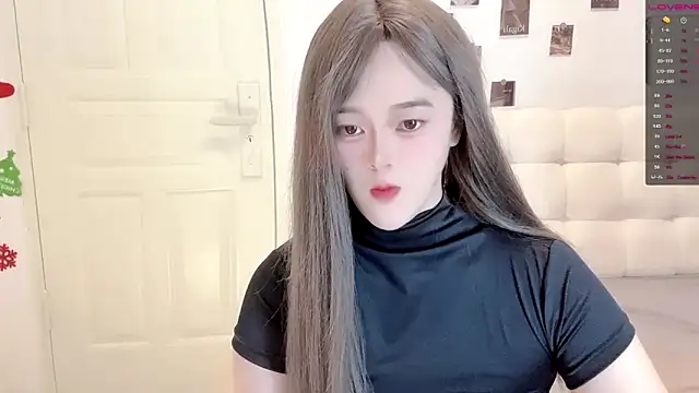 sunny-ly online show from April 2026 06:13:02 PM