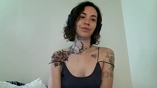 Dirty Pink online show from April 2026 08:34:01 AM