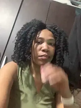 Snapshot of Xsexysnow33s chatting on May 2026 11:48:02 AM Xsexysnow33s online show from May 2026 11:48:02 AM