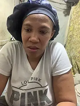 Snapshot of Xsexysnow33s chatting on June 2026 10:03:02 PM Xsexysnow33s online show from June 2026 10:03:02 PM