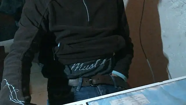 Renard0909 online show from January 2026 04:45:01 PM