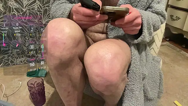 Snapshot of wolverinedream chatting on February 2026 10:35:01 AM wolverinedream online show from February 2026 10:35:01 AM