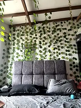 Isabella Belmont online show from January 2026 08:35:01 PM