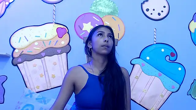 skinnysexzara18 online show from February 2026 02:45:02 AM