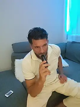 Snapshot of Angelo_33 chatting on July 2026 08:46:01 PM Angelo 33 online show from July 2026 08:46:01 PM