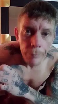 Snapshot of Der_Schoene_Penis chatting on March 2026 11:10:02 PM Der Schoene Penis online show from March 2026 11:10:02 PM