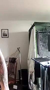 Snapshot of Der_Schoene_Penis chatting on April 2026 10:13:01 AM Der Schoene Penis online show from April 2026 10:13:01 AM