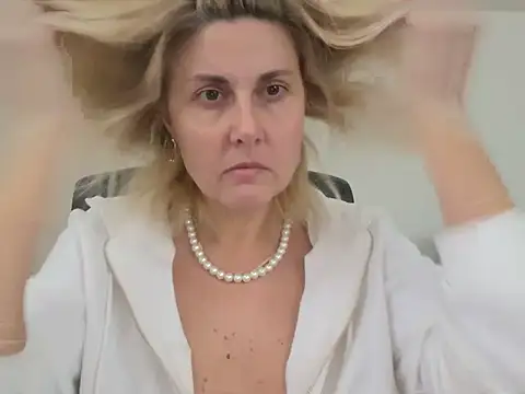 Amelia9798 online show from January 2026 09:46:02 AM