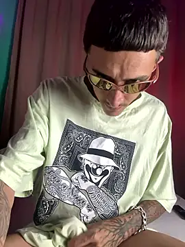 Snapshot of SweetCumshot chatting on January 2026 02:39:01 AM SweetCumshot online show from January 2026 02:39:01 AM