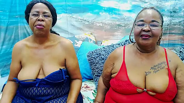 Snapshot of SEXY_MATURExx chatting on July 2026 05:41:01 PM SEXY MATURExx online show from July 2026 05:41:01 PM