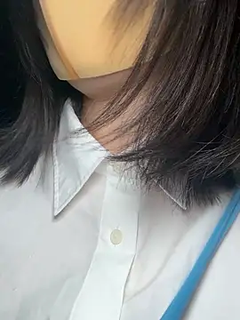 Snapshot of minami_room chatting on May 2026 11:16:01 AM minami room online show from May 2026 11:16:01 AM