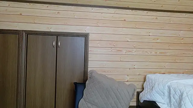 Snapshot of minami_room chatting on June 2026 05:36:02 AM minami room online show from June 2026 05:36:02 AM