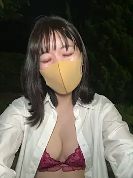Snapshot of minami_room chatting on June 2026 01:39:02 PM minami room online show from June 2026 01:39:02 PM