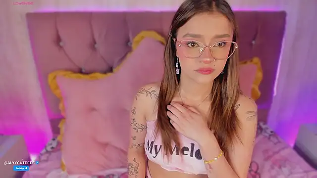 alyy cut3 online show from March 2026 08:01:01 PM