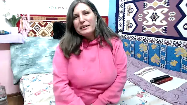 Adelinemilf online show from February 2026 11:50:01 AM